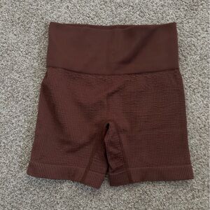 Colsie Women's Textured Brown Bike Shorts